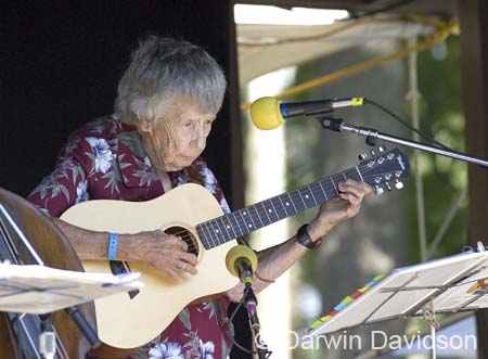 Alice Waters And The Wave-2632