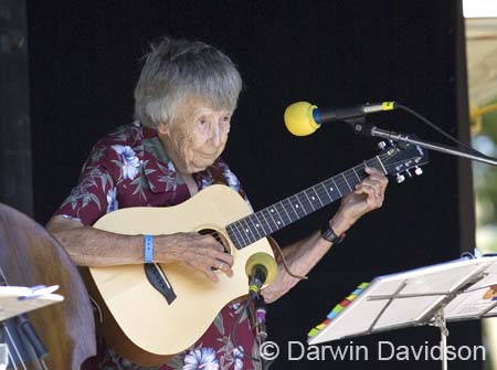 Alice Waters And The Wave-2635