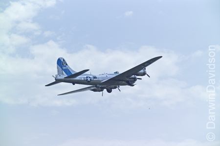 B-17G Flight-1087