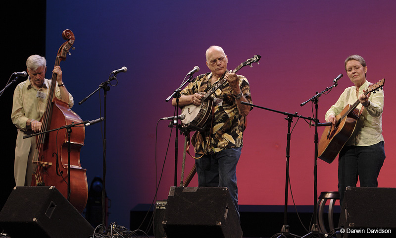 Eddie & Martha Adcock with Tom Gray-3101