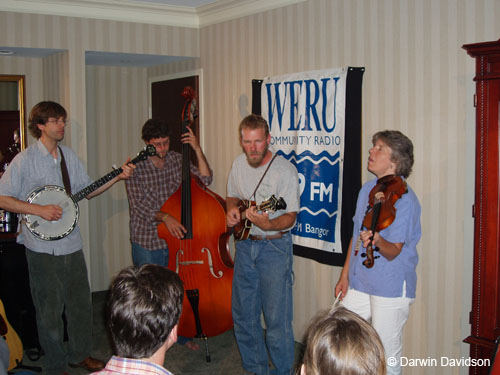 2004-10-06, IBMA Bronzewound Showcase, Unknown Band-0064