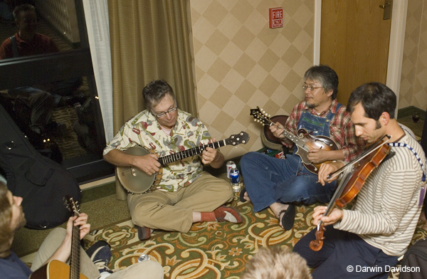 Jammin in the hotel hall-0778