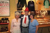 Barbara & Al Hawkes with daughter Darleen Doughty-3420