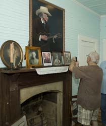 Blue Grass Boys at Bill Monroe Homeplace-1020