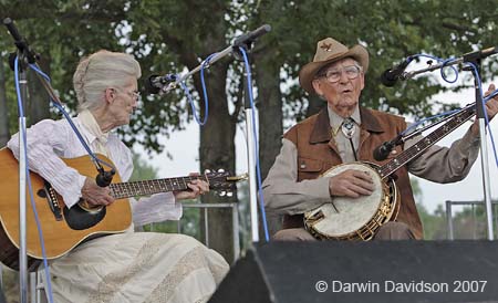 Julia and Wade Mainer-3877